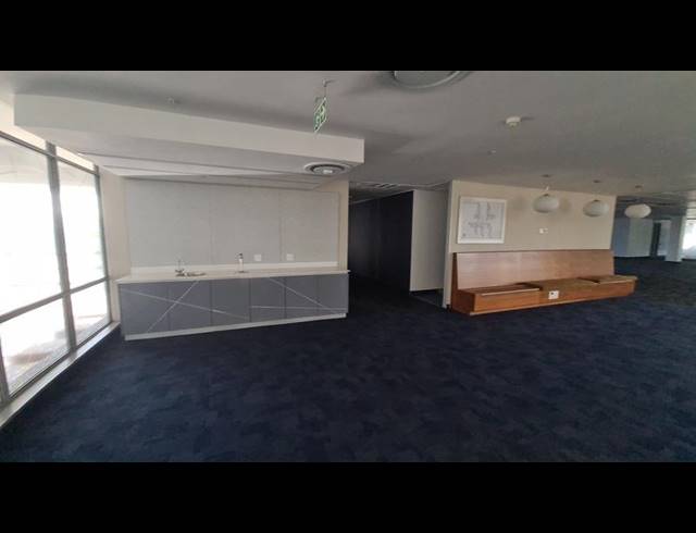 BUSINESS PROPERTY TO RENT IN WATERFALL